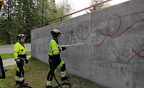 Graffitien poisto on usein vaativa operaatio, johon kannattaa käyttää kokenutta ammattilaista.